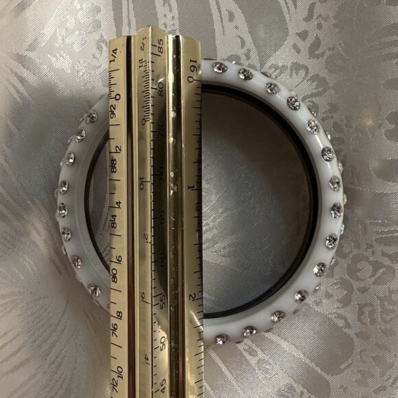 Vintage White AB Rhinestone & Black Rhinestone Acrylic Bangle Bracelets Set Of 2 - Picture 9 of 9